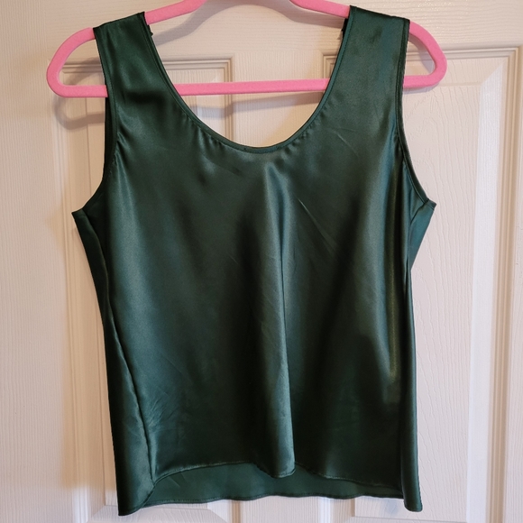 Escapades women's satin like green with embroidered trim camisole size small - Picture 5 of 14
